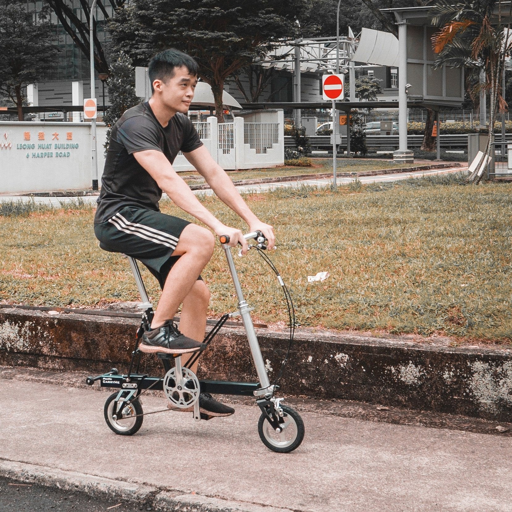 CarryMe | Single Speed Foldable Bike | Black