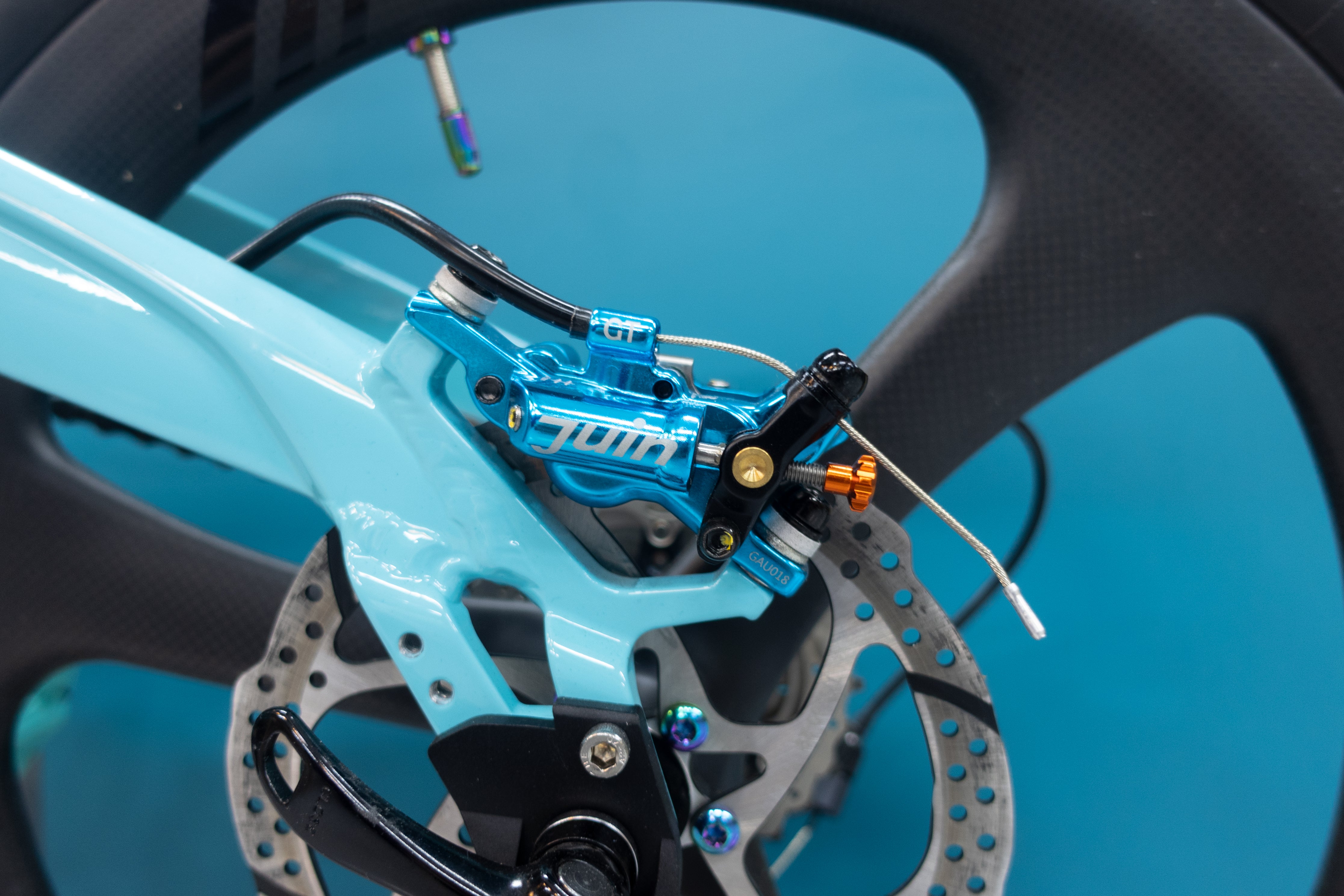 Juin Tech GT Cable Actuated Hydraulic Road Disc Brake (4-Piston) - Mighty Velo