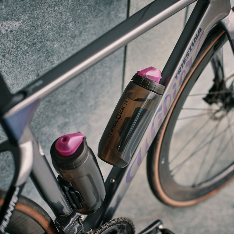 Fidlock bottle dirt cover - Mighty Velo
