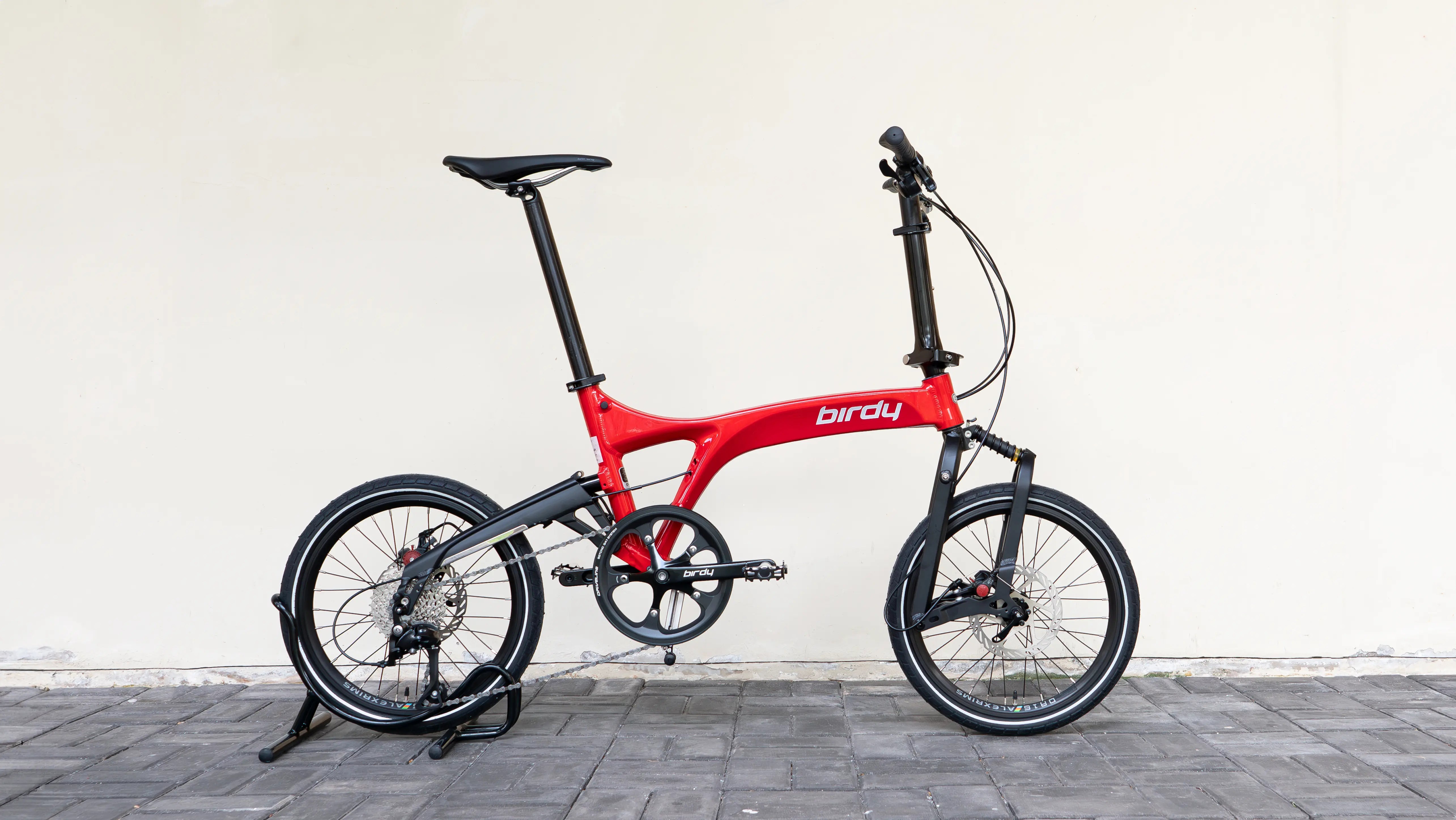 Refurbished Birdy City - Red/Black