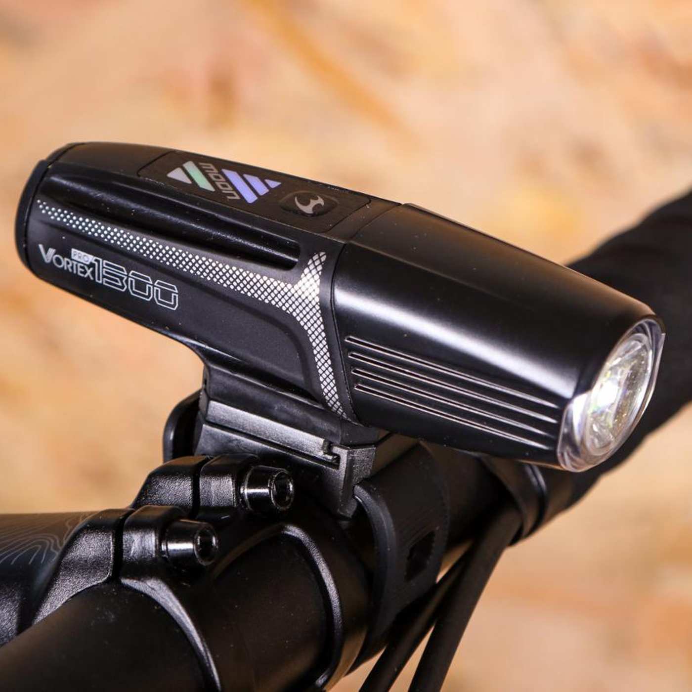 Moon Meteor Vortex Pro / 1300 Lumens / USB Rechargeable Front Light